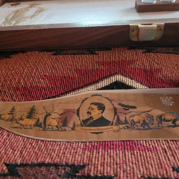Buck 905 Theodore Roosevelt Boone and Crockett Club limited edition bowie knife. - Picture 2 of 7